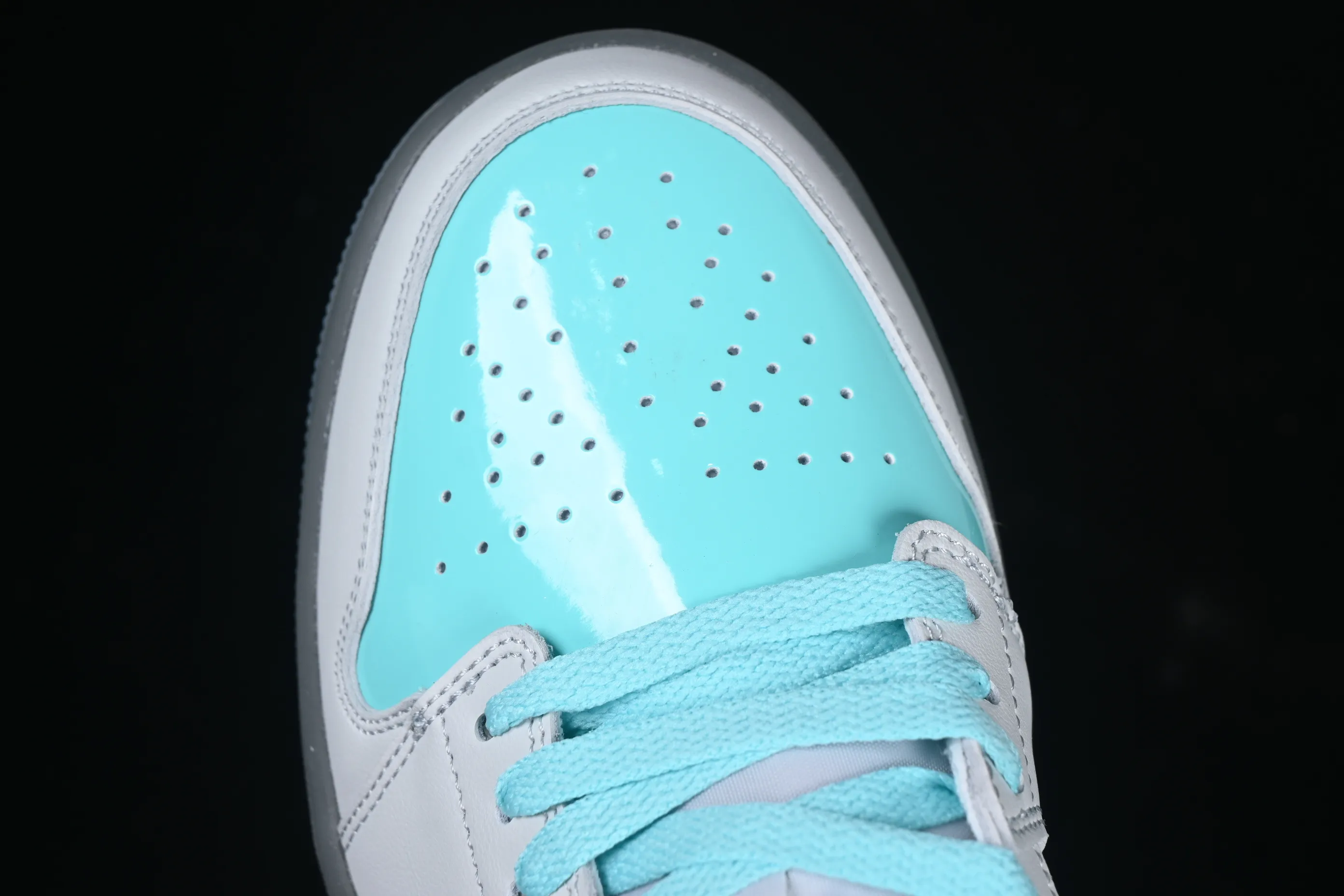 All categories Air Jordan Jordan series basketball shoes Air Jordan 1 Low Air Jordan 1 Low AJ1 Joe 1 patent leather gray green low-top cultural casual sneakers HQ3599-025
